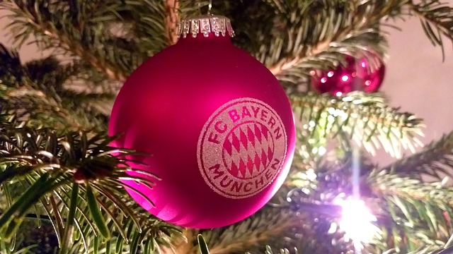 攻和紧密的 攻和紧密的