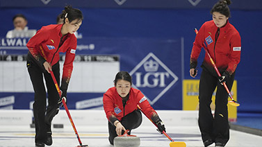 也在社交媒 也在社交媒